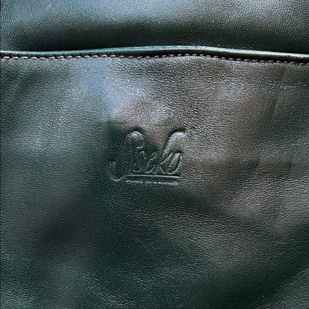 Sseko Retired Fold Over Leather Crossbody Bag in Agave Green - Picture 2 of 8